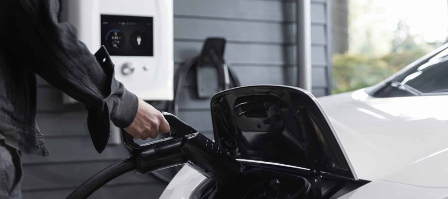 Les avantages de l'installation de bornes de recharge électriques pour voitures électriques à la maison